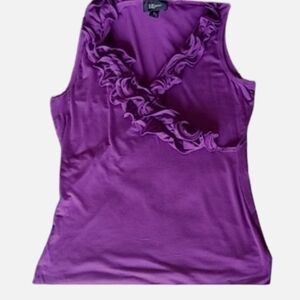 Iz Byer sleeveless M top
